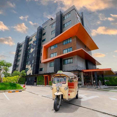 Moose Hotel Chiangmai Чиангмай Екстериор снимка
