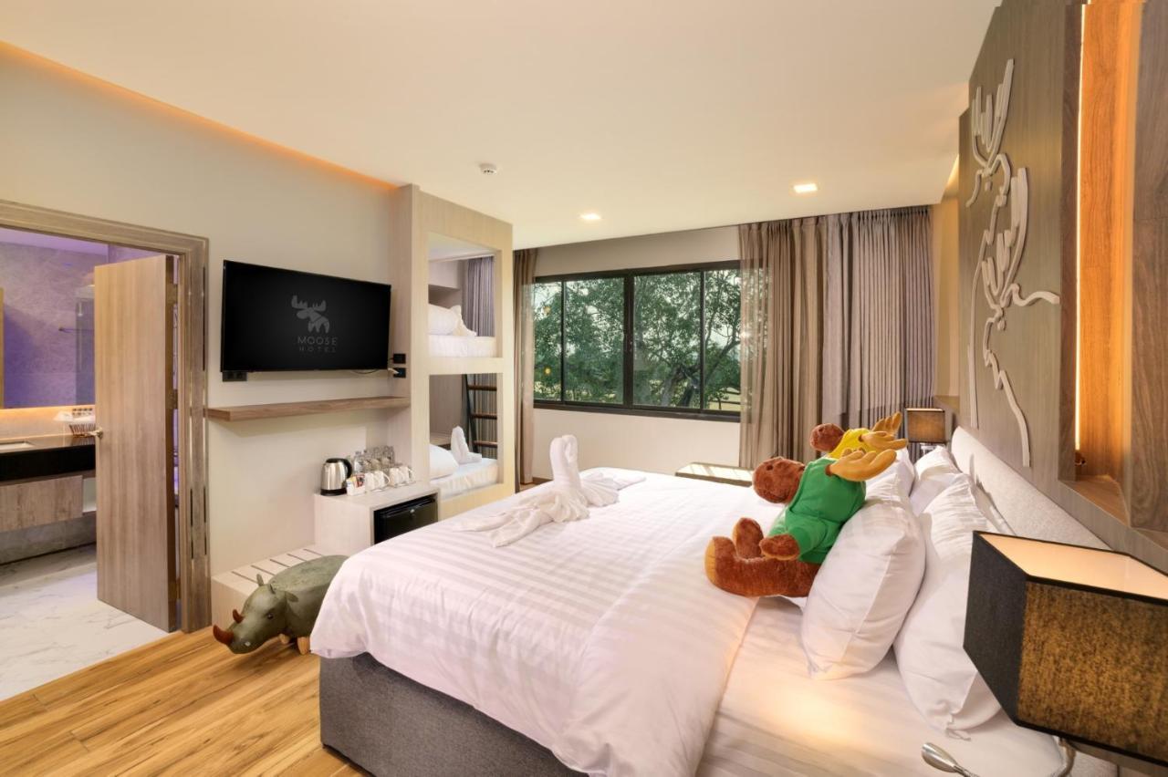 Moose Hotel Chiangmai Чиангмай Екстериор снимка
