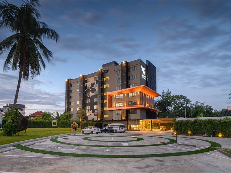 Moose Hotel Chiangmai Чиангмай Екстериор снимка