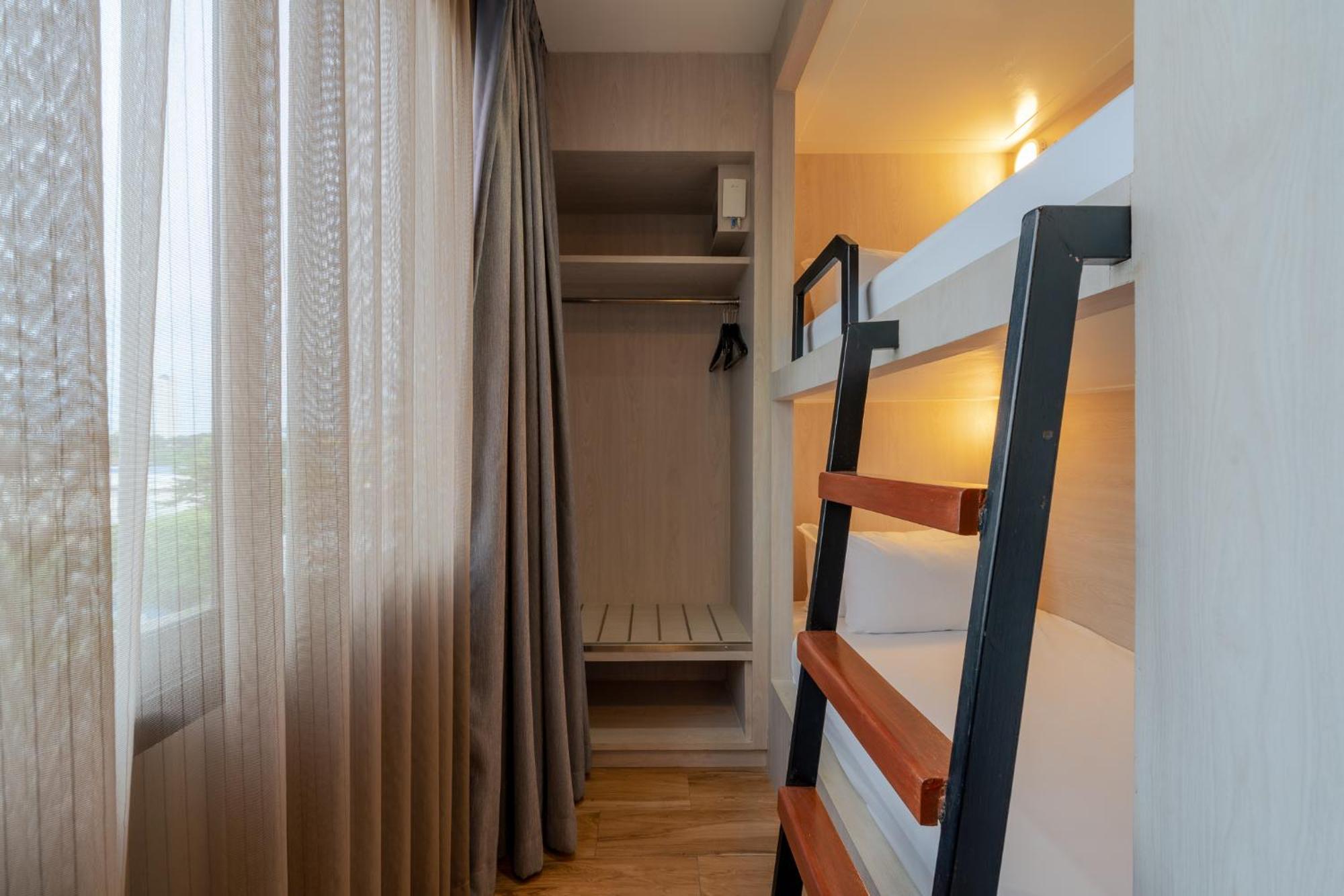 Moose Hotel Chiangmai Чиангмай Екстериор снимка
