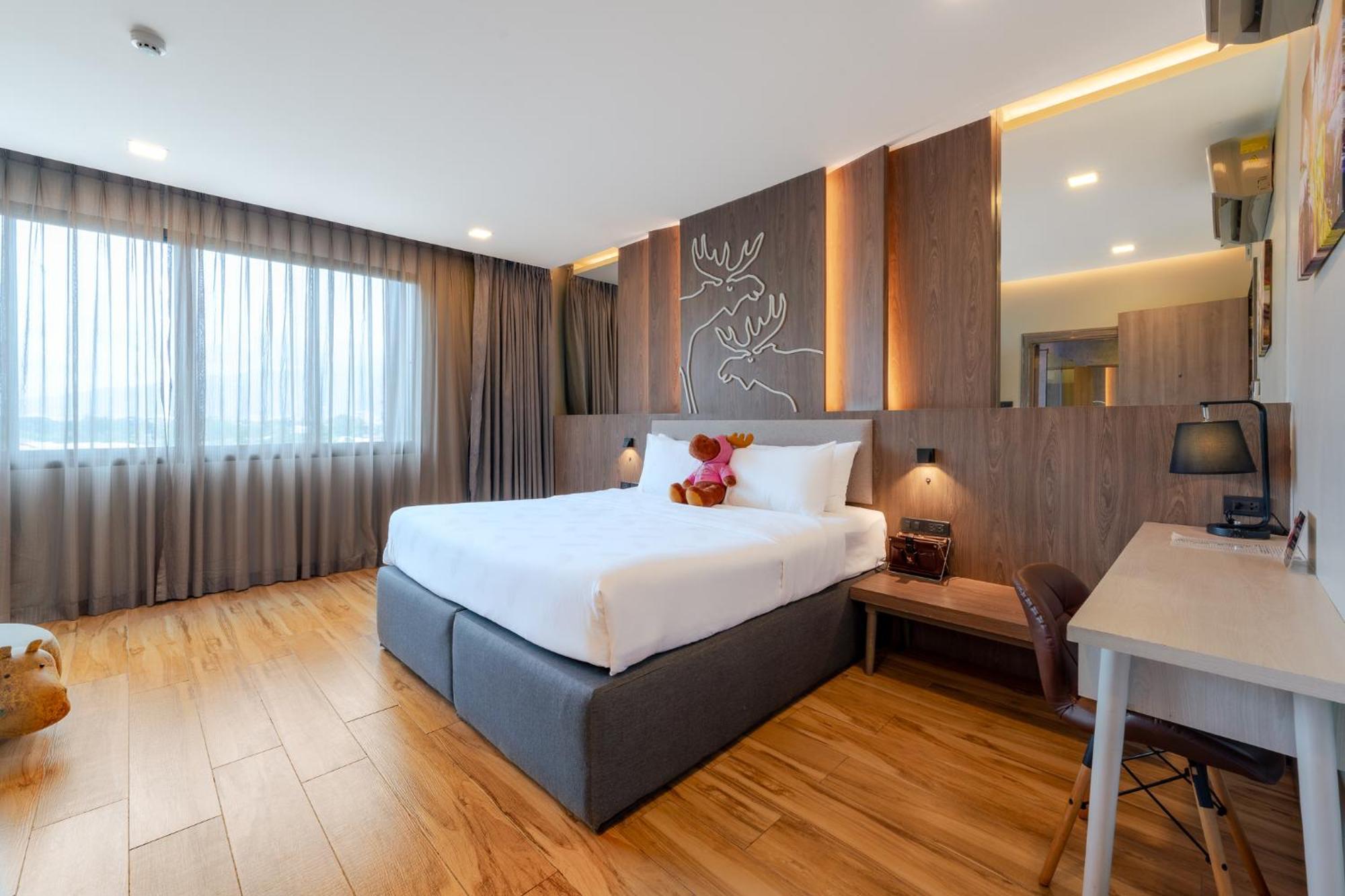 Moose Hotel Chiangmai Чиангмай Екстериор снимка