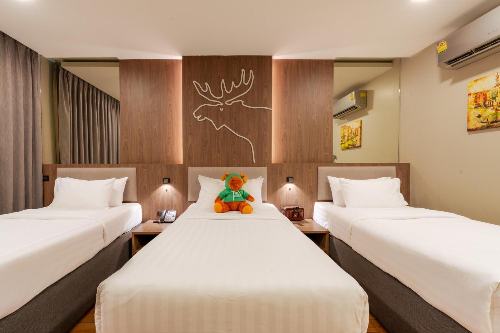 Moose Hotel Chiangmai Чиангмай Екстериор снимка