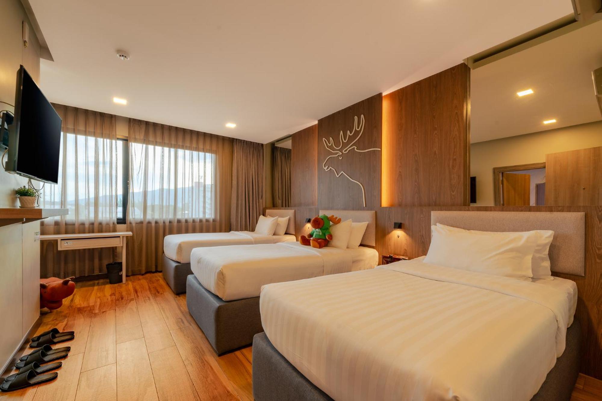 Moose Hotel Chiangmai Чиангмай Екстериор снимка