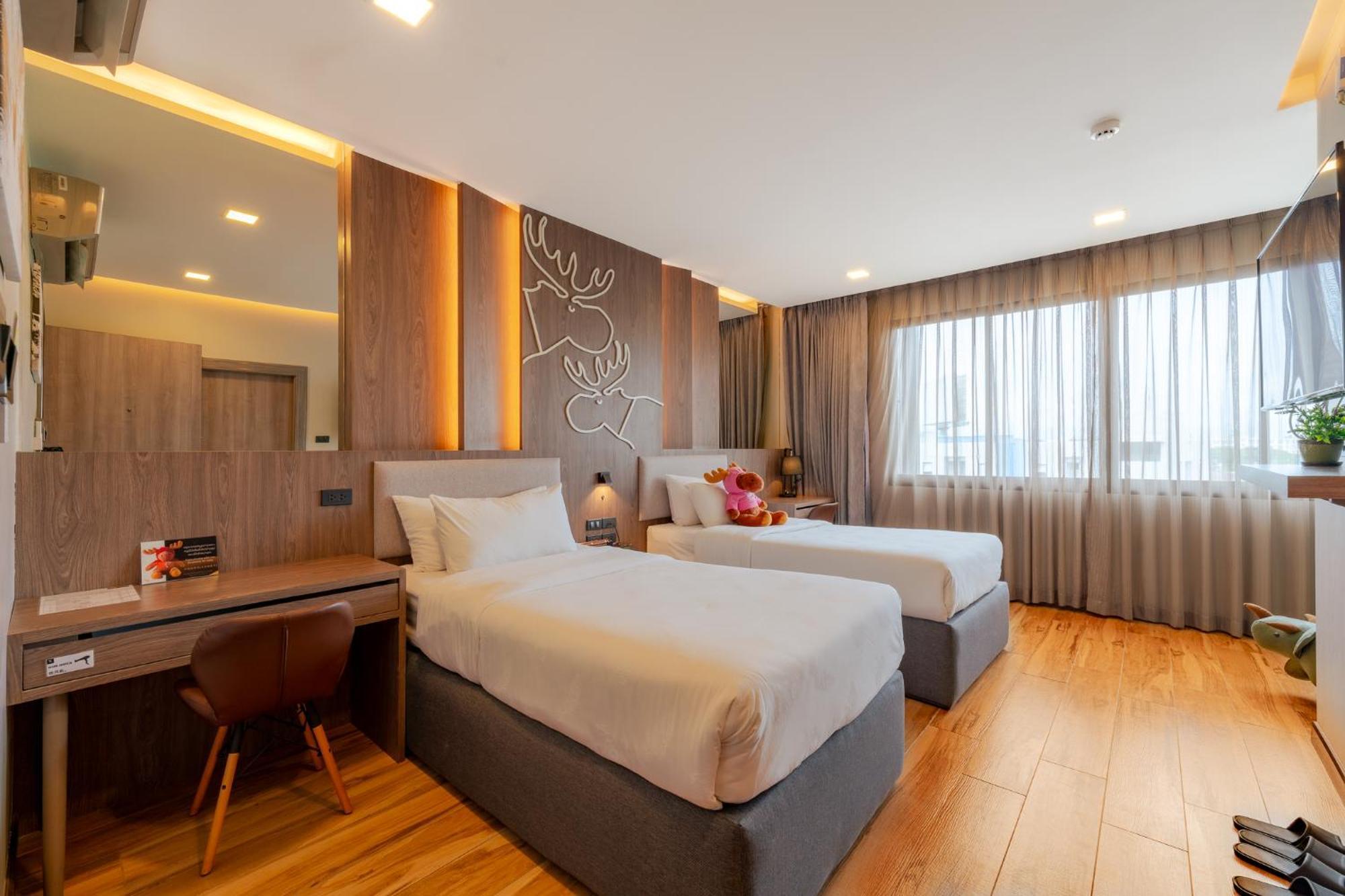 Moose Hotel Chiangmai Чиангмай Екстериор снимка